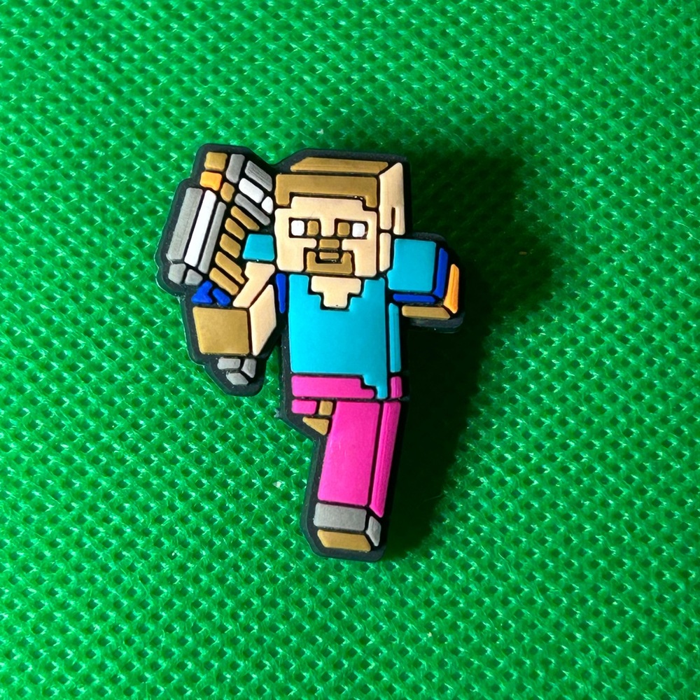 🌼 (5/$10 or 10/$15) NEW “Minecraft” Croc Shoe Charm Collection